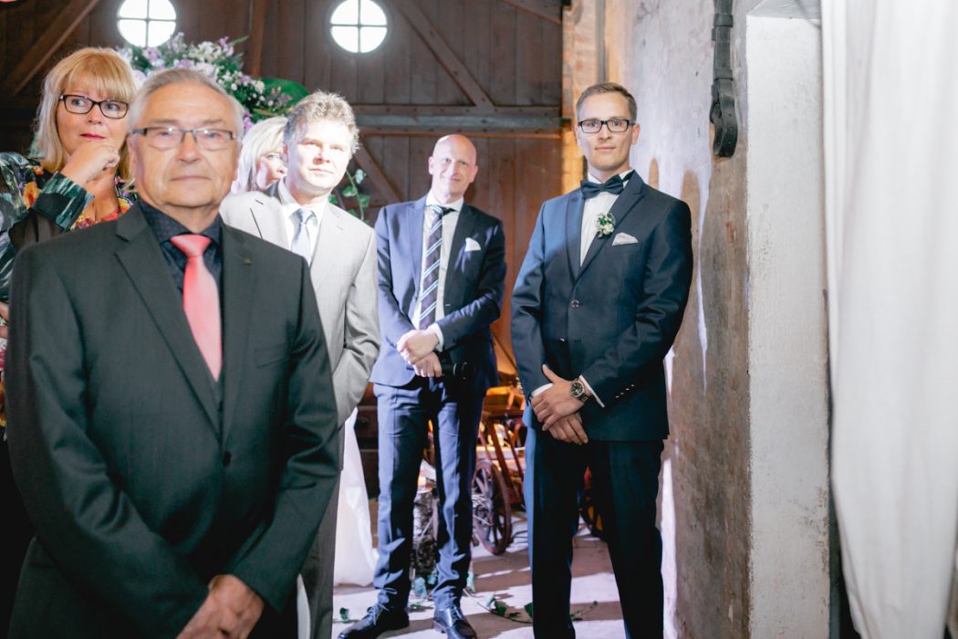 Altona, Altona Rathaus, Standesamt, Standesamtliche Trauung, Kirchliche Trauung, Hochzeitsfotografie, Hochzeitsfotografin, Hochzeitsfotograf, Hochzeitsfotograf Hamburg, Hochzeitsgeschenk, Hochzeit, Hamburger Hochzeitsfotograf, Sylterhochzeitsfotograf, Norddeutschland Fotograf, Sylt, Hamburg, Stade, Elbe, Strandhochzeit, St.Peter-Ordingen, Inselfotograf,