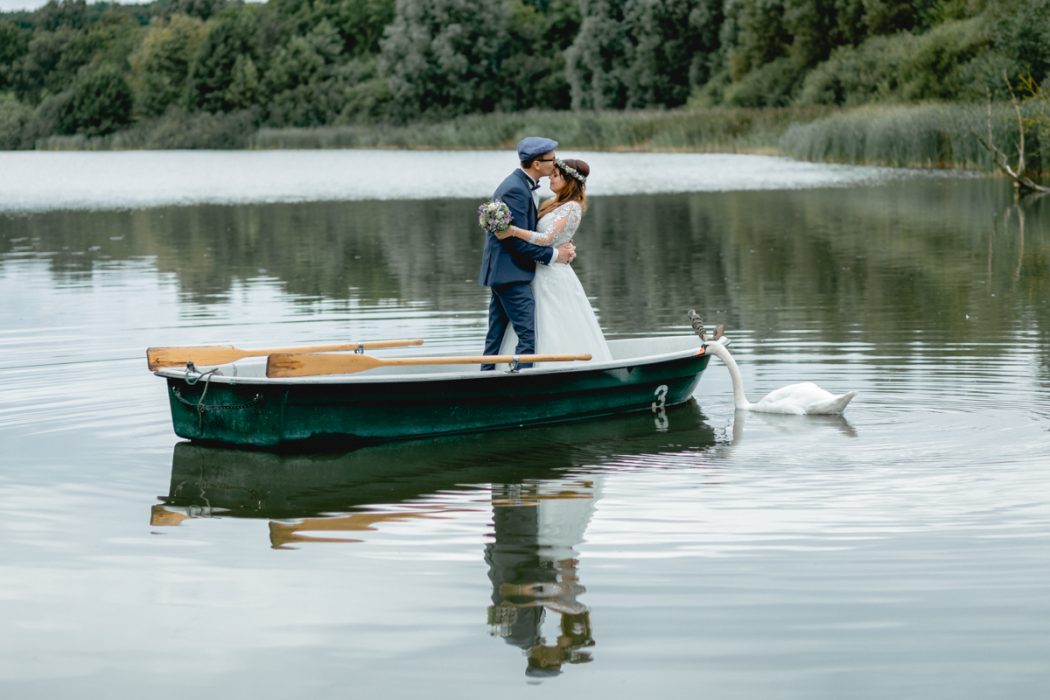 Altona, Altona Rathaus, Standesamt, Standesamtliche Trauung, Kirchliche Trauung, Hochzeitsfotografie, Hochzeitsfotografin, Hochzeitsfotograf, Hochzeitsfotograf Hamburg, Hochzeitsgeschenk, Hochzeit, Hamburger Hochzeitsfotograf, Sylterhochzeitsfotograf, Norddeutschland Fotograf, Sylt, Hamburg, Stade, Elbe, Strandhochzeit, St.Peter-Ordingen, Inselfotograf,