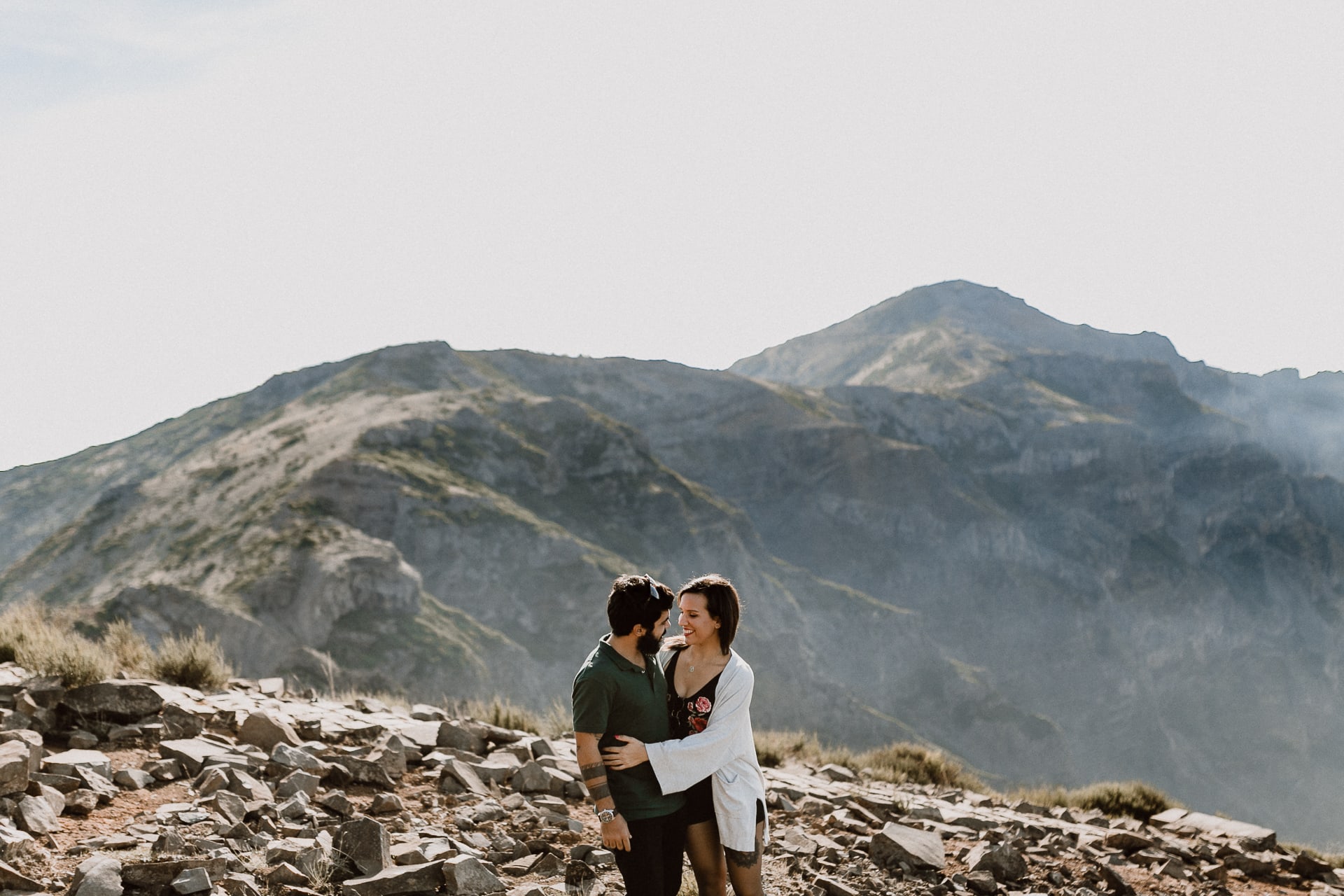 Madeira,Engagement, Hochzeitsfotografie auf der Insel, Paarfotografie auf dem Berg, Inselhochzeiten, Weddingphotographer, Weddingholliday, Honeymoon, Deniz Pekdemir Hochzeitsfotografin aus Hamburg und Sylt und Mallorca